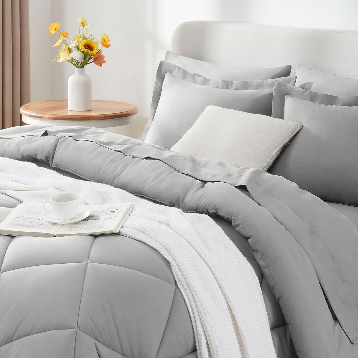 7 Pieces, Queen Luxury Soft Bed Set for All Seasons, Bedding Set-Light Grey - BigGreenBear.com bedding 69.00 USD Big Green Bear