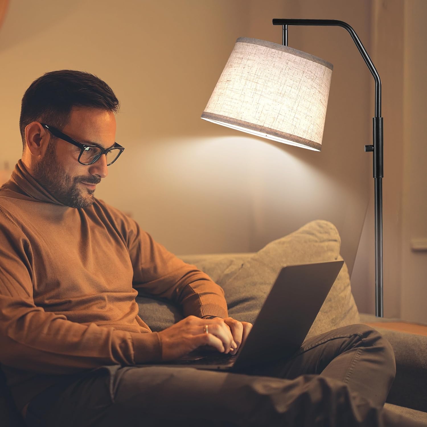 Floor Lamps with Adjustable Head, Modern Standing Lamp, 0-100% Dimmable -  BigGreenBear.com Lighting 59.22 USD Big Green Bear
