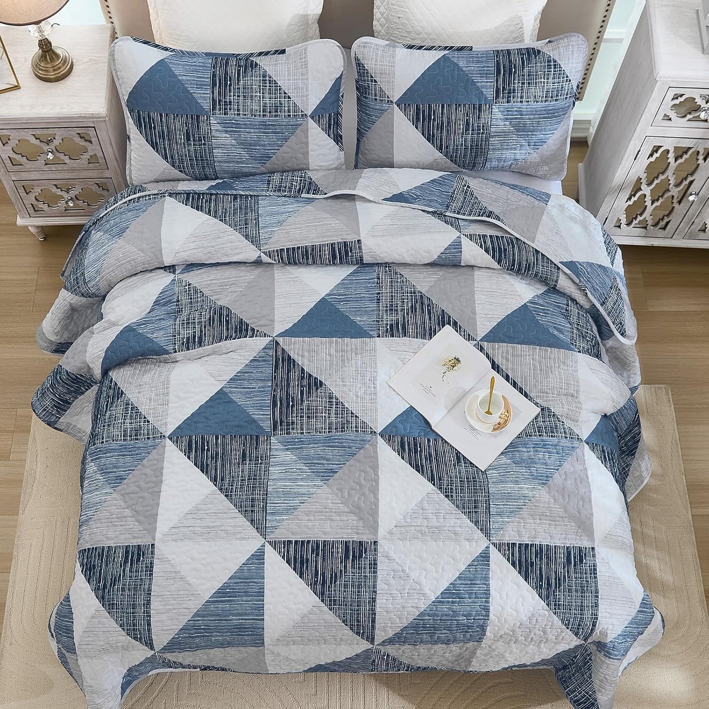 Super Soft Quilt Queen Size Blue, 3 Pieces Patchwork Bedspread Bedding All Season - BigGreenBear.com bedding 39.99 USD Big Green Bear
