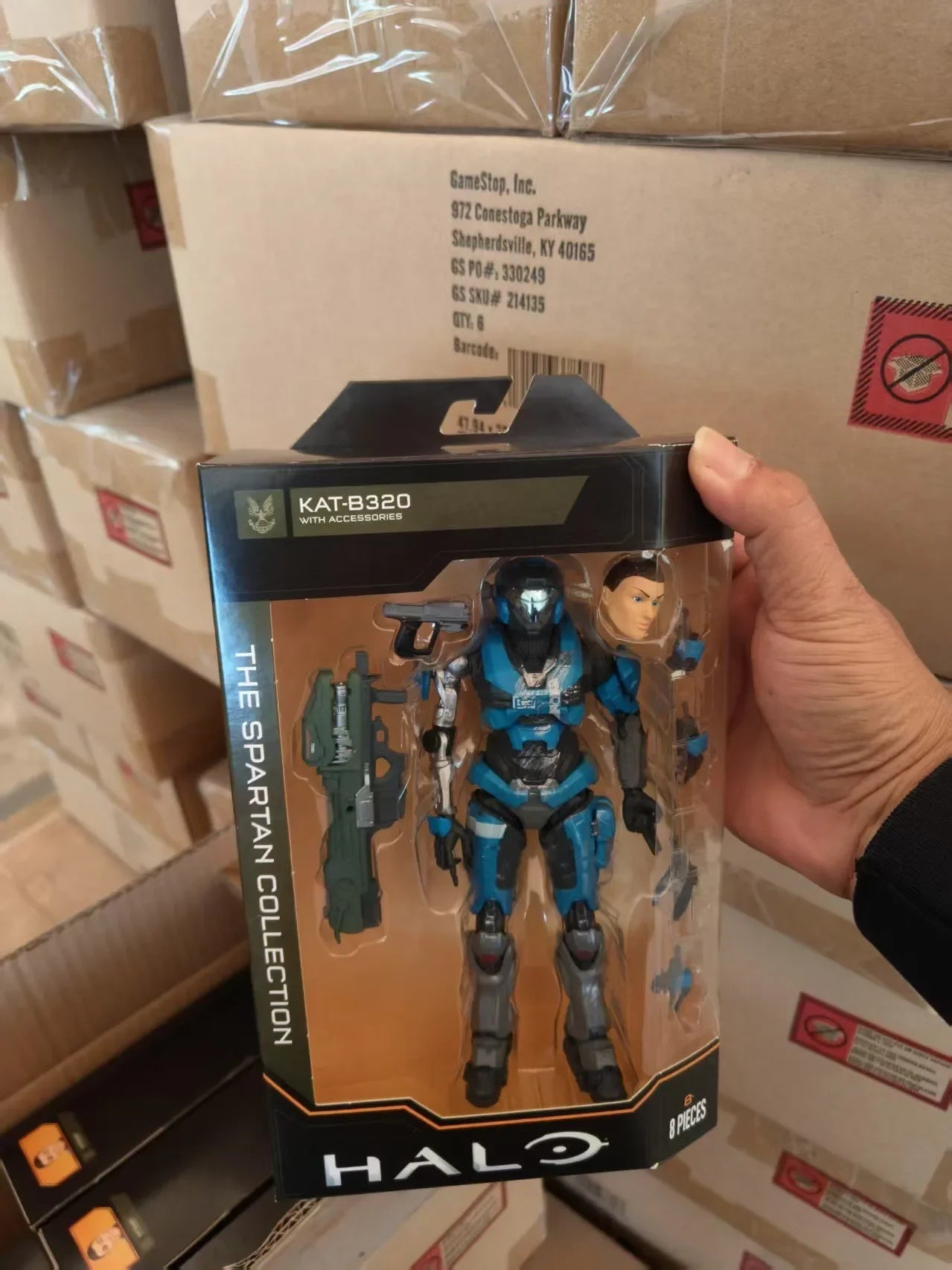 Halo The Spartan Collection Master Chief Action Figure - Box And Accessories