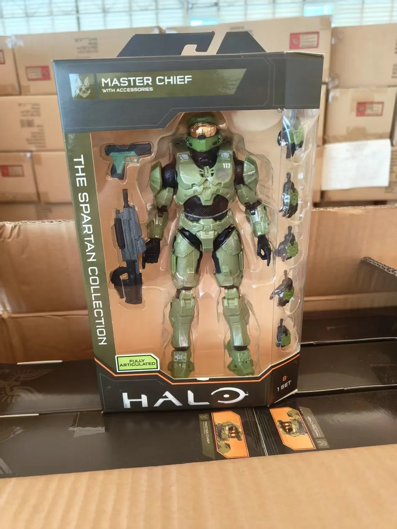 Halo The Spartan Collection Master Chief Action Figure - Box And Accessories