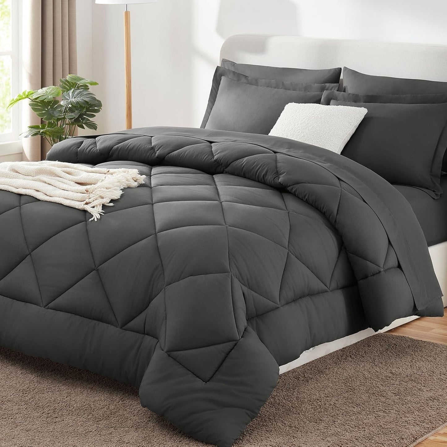 7 Pieces, Luxury Soft Bed Set for All Seasons, Bedding Set with Down Alternative Comforter, Sheets, Pillowcases & Shams - BigGreenBear.com bedding 49.99 USD Big Green Bear