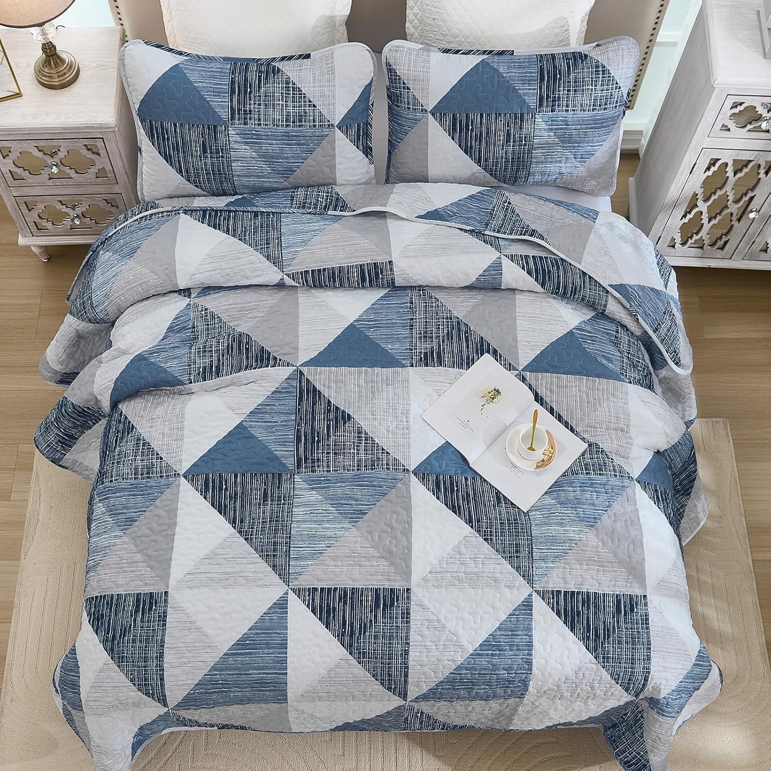 Super Soft Quilt Queen Size Blue, 3 Pieces Patchwork Bedspread Bedding All Season -  BigGreenBear.com bedding 39.99 USD Big Green Bear