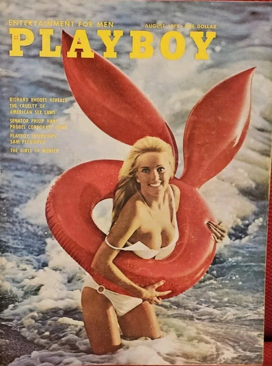 Play Boy oy August 1972 Centerfold Intact Staple-Bound Linda Summers